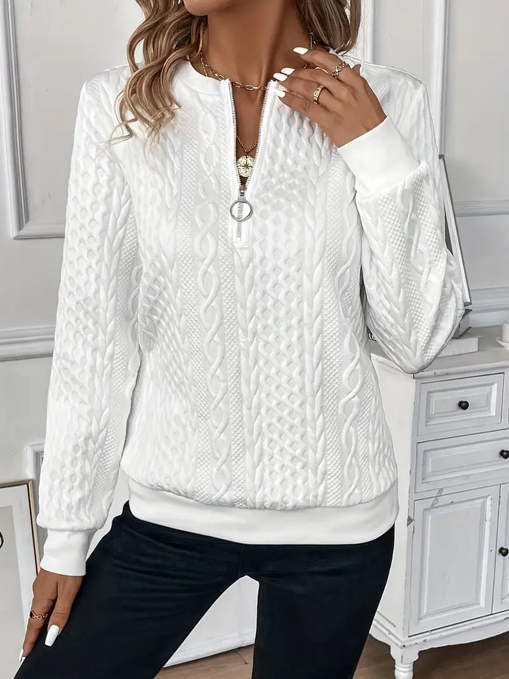 Pull chaud zippé au design élégant