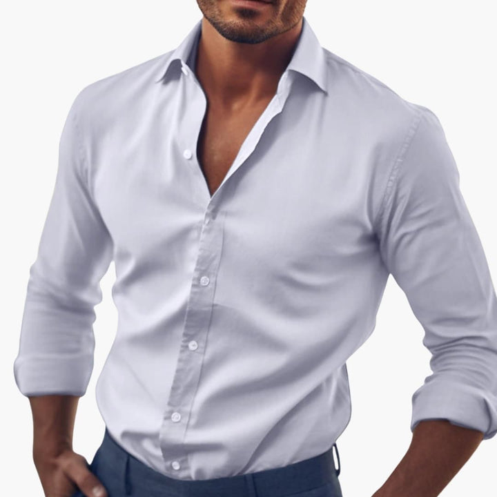 Chemise classique pour homme à coupe ajustée et col boutonné