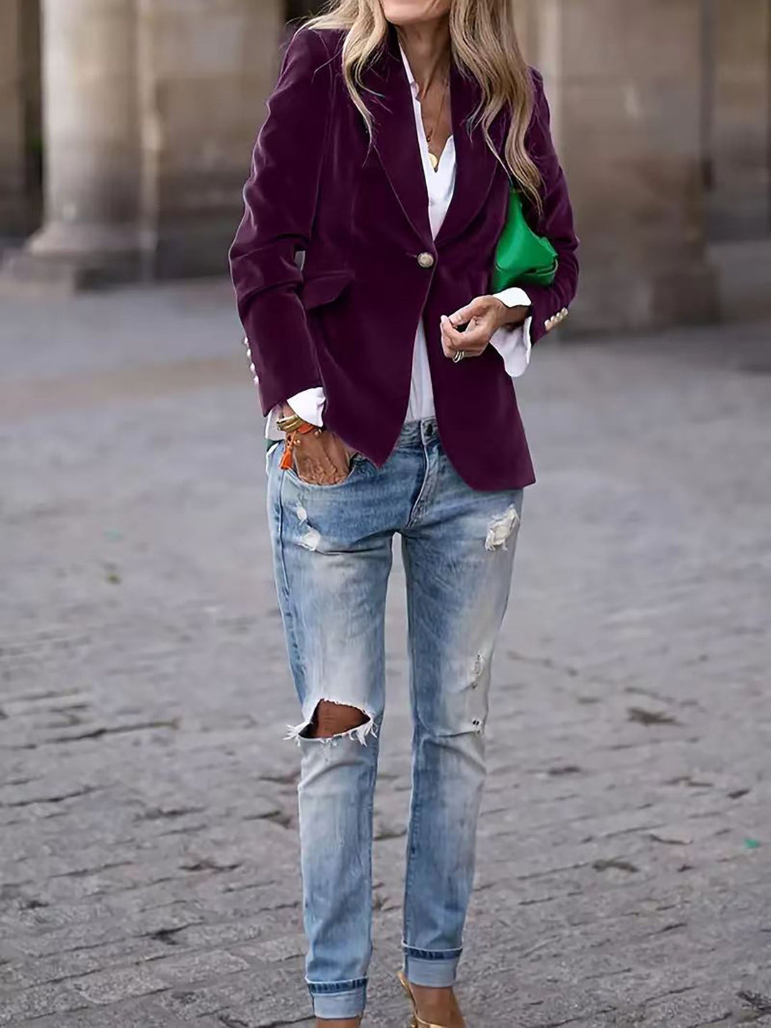 Addison - Blazer de terciopelo para mujer con detalles de botones dorados, un lujo atemporal con un toque moderno