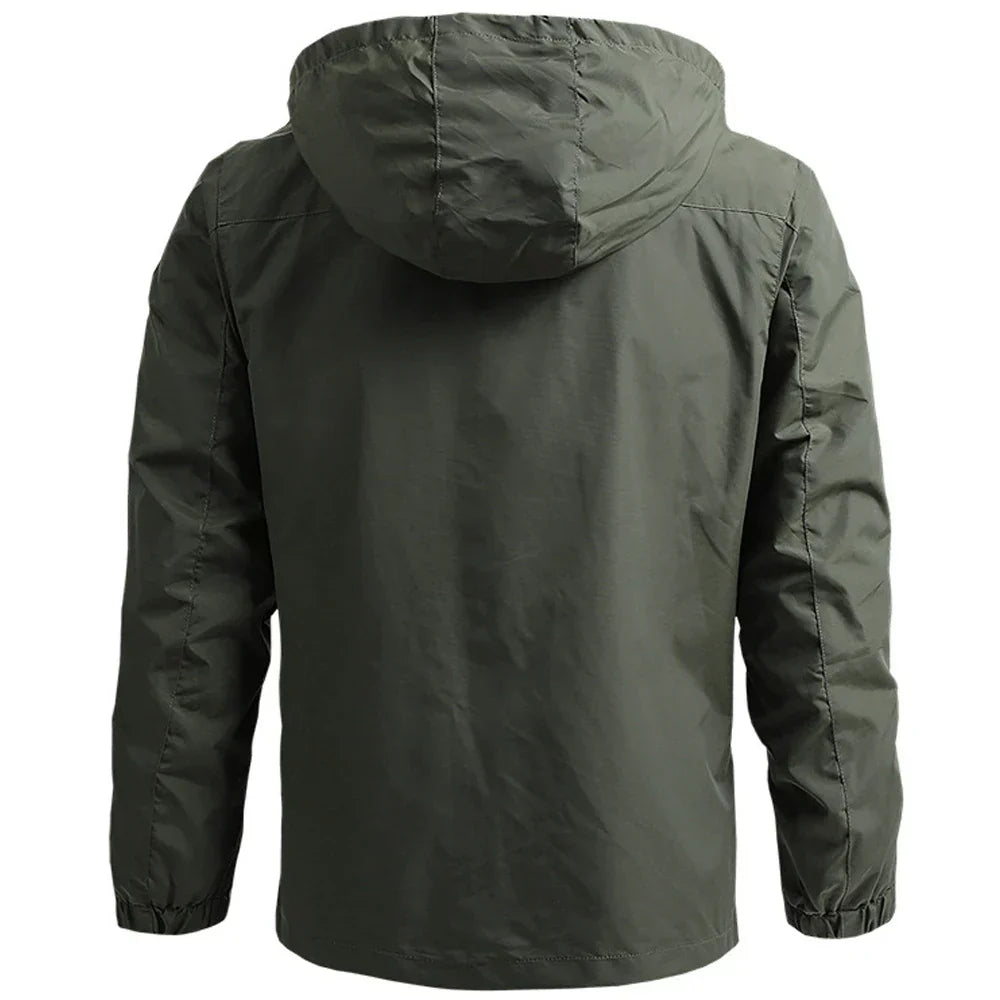 Chaqueta masculina con capucha y cremallera, repelente al agua