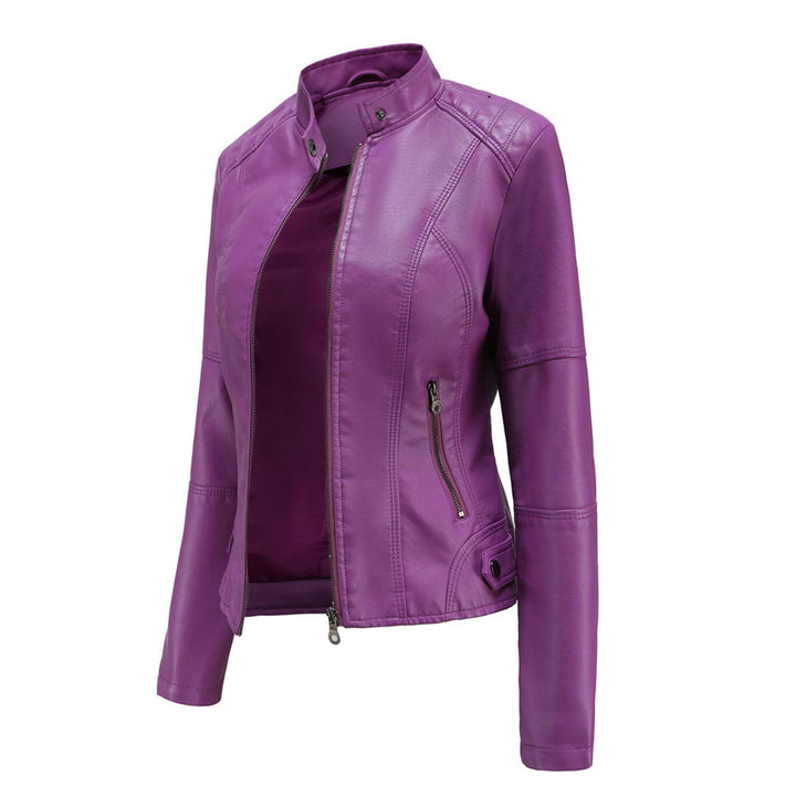 Chaqueta de cuero entallada para mujer
