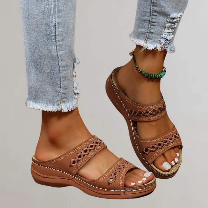 Róisín - Women's Supportive Sandals with Soft Padded Footbed
