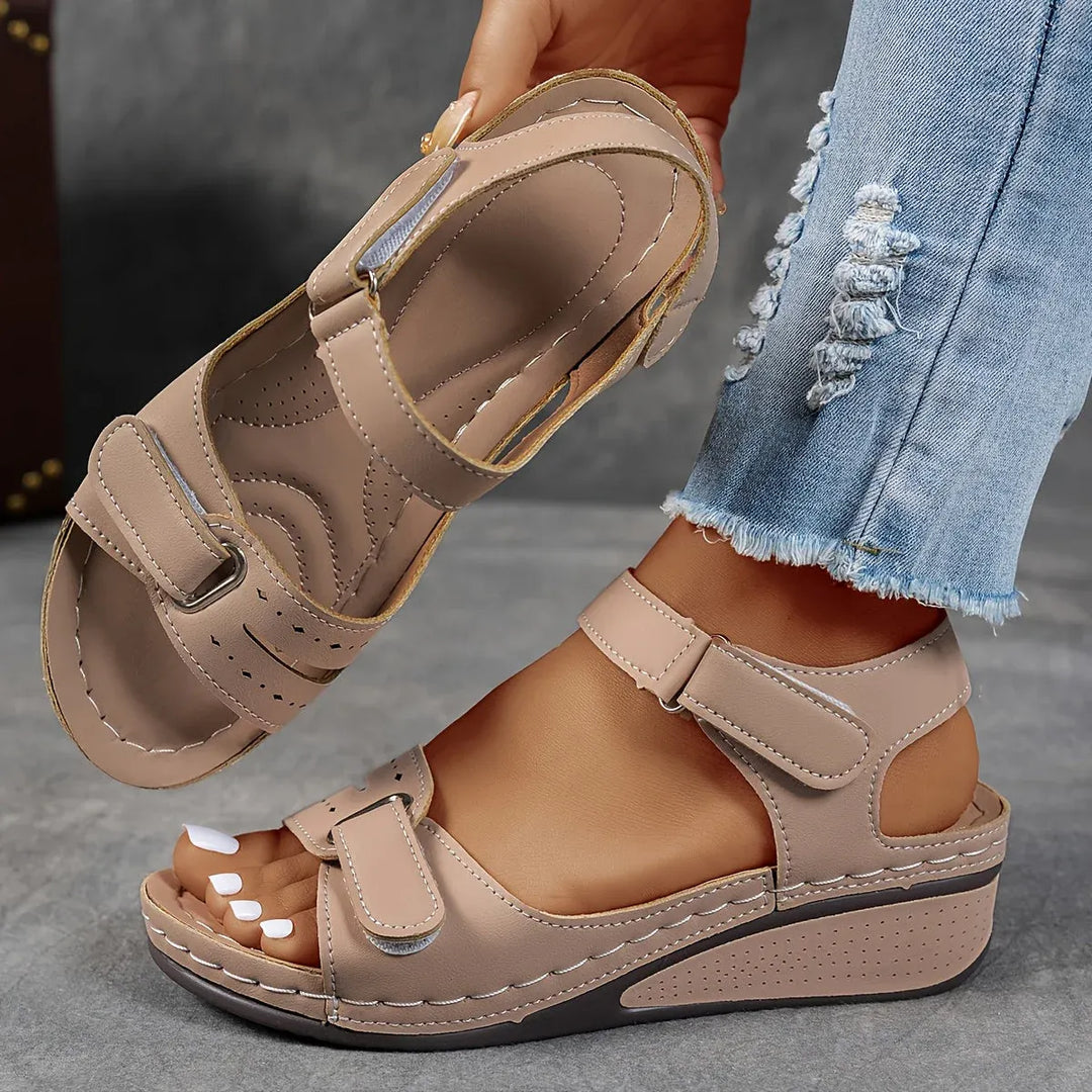 Candice - Women's Cushioned Strap Sandal