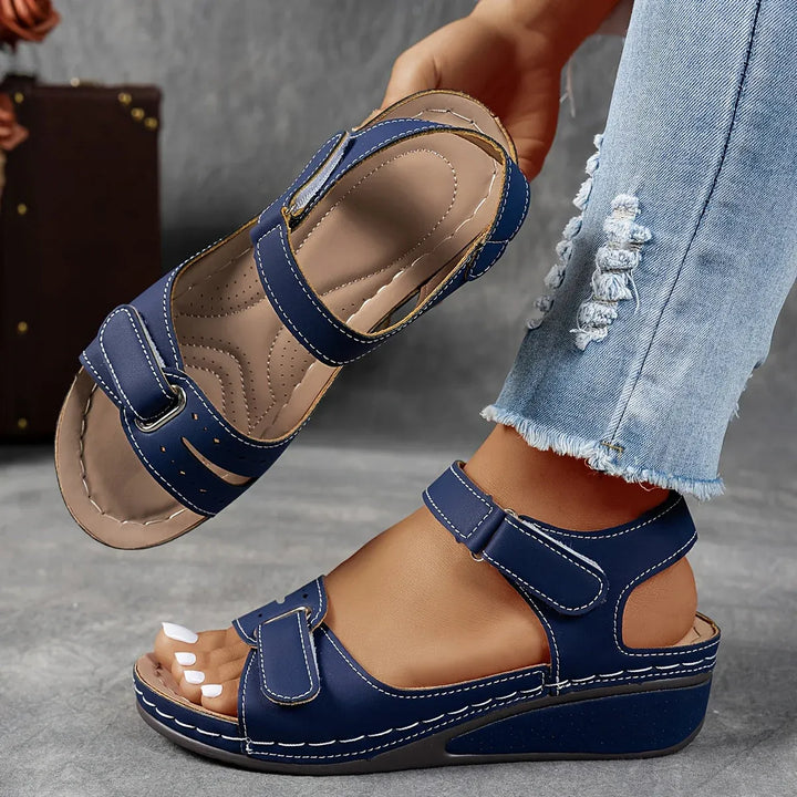 Candice - Women's Cushioned Strap Sandal