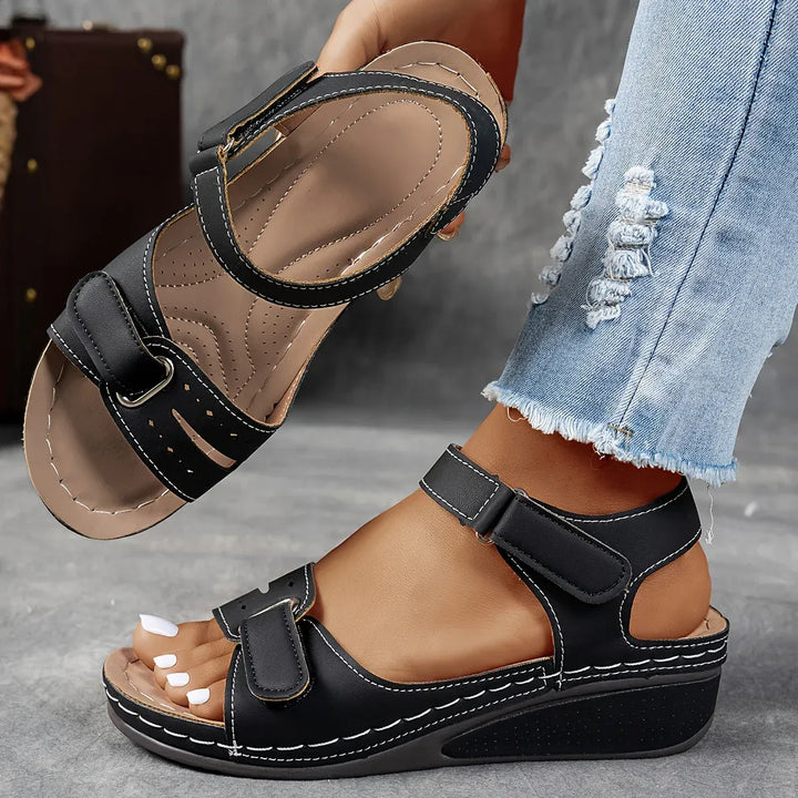 Candice - Women's Cushioned Strap Sandal