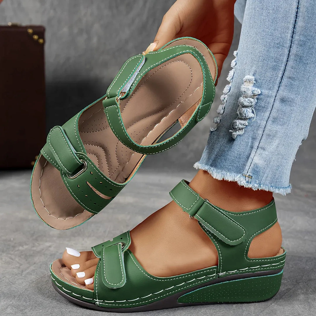 Candice - Women's Cushioned Strap Sandal