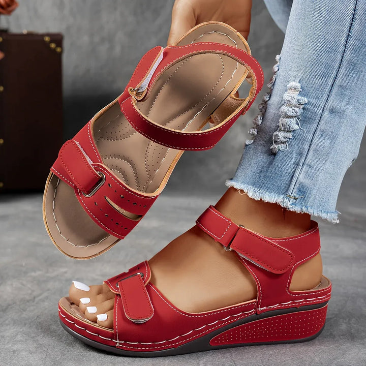 Candice - Women's Cushioned Strap Sandal