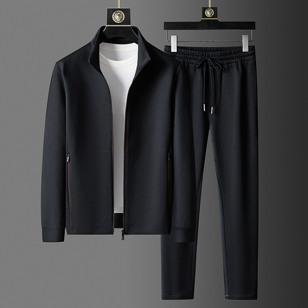Conjunto deportivo de hombre con chaqueta con cremallera y pantalones jogger