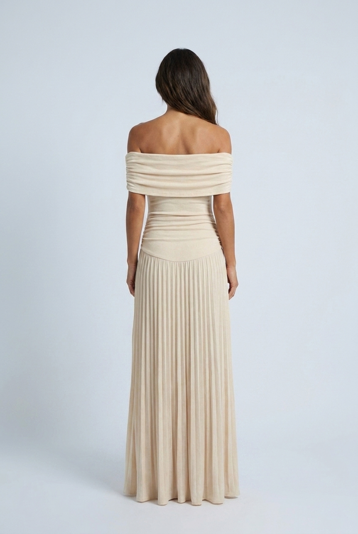 Women's Off-Shoulder Pleated Maxi Dress - photo 8