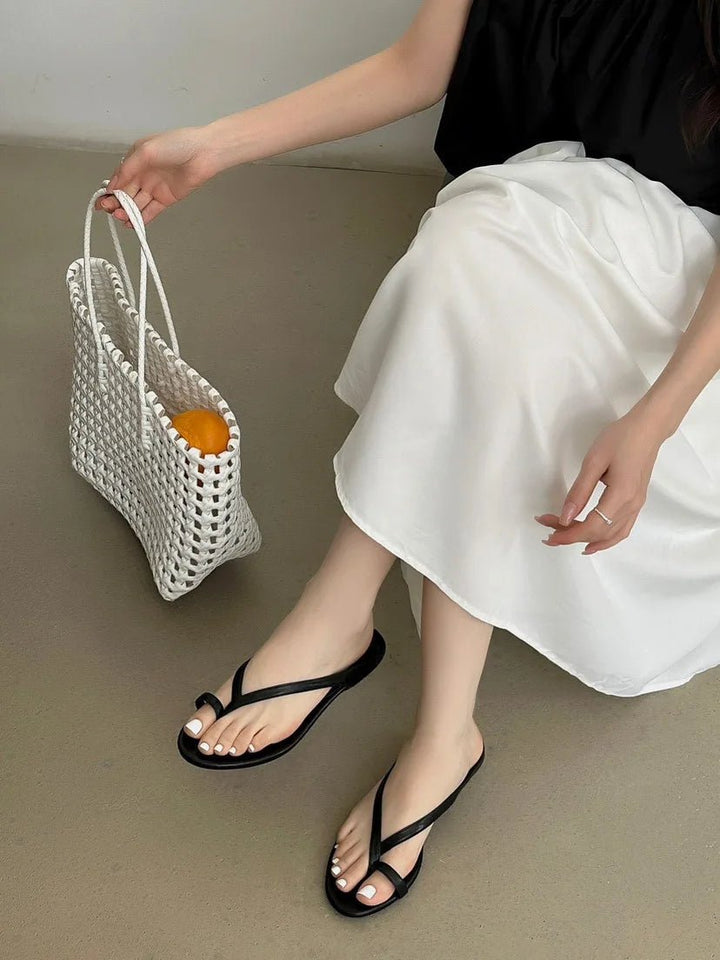 Zapatillas planas destalonadas para mujer con puntera de clip