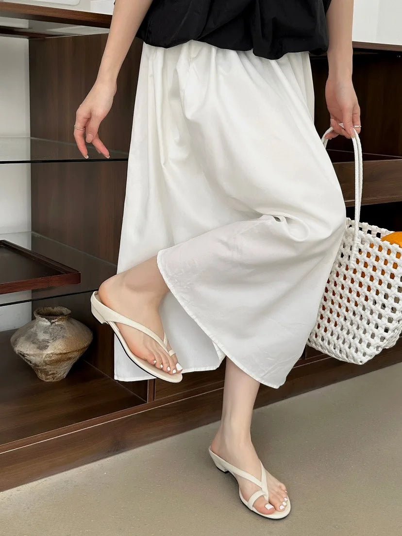 Zapatillas planas destalonadas para mujer con puntera de clip