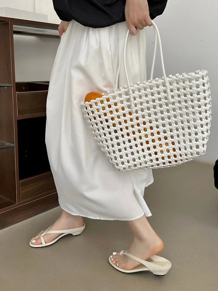Zapatillas planas destalonadas para mujer con puntera de clip