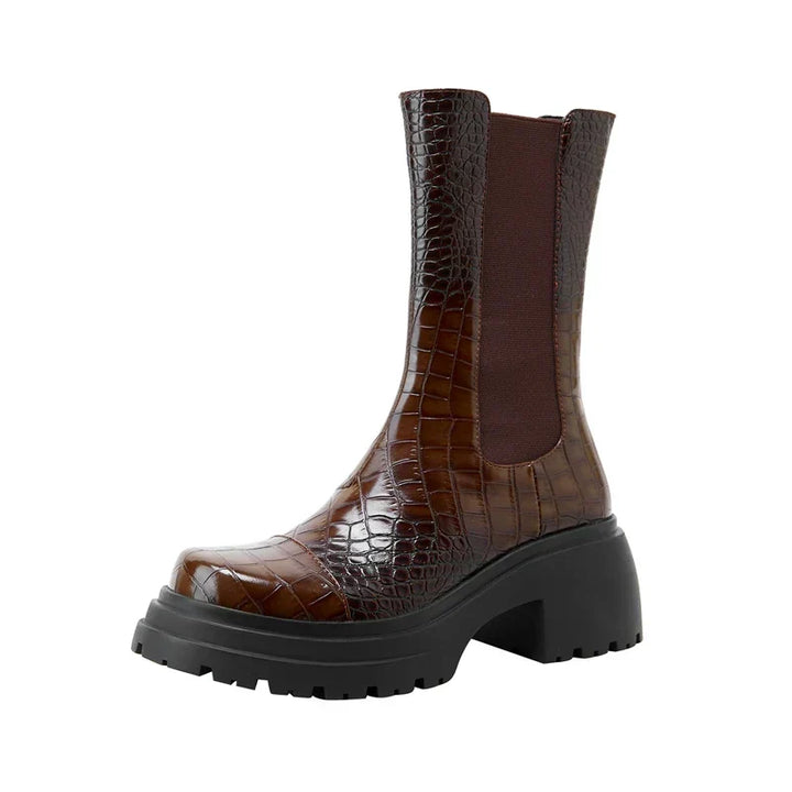 Darcy: botas de caña baja para mujer con suela dentada y paneles elásticos
