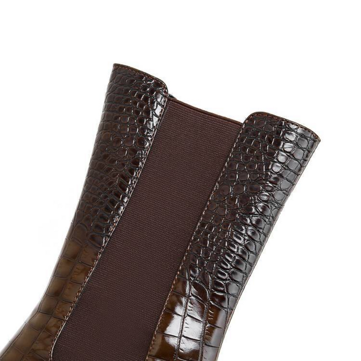 Darcy: botas de caña baja para mujer con suela dentada y paneles elásticos