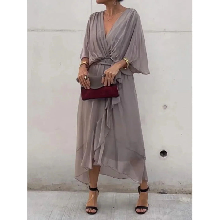 Evie - Women's Flowing Maxi Dress with Tie Waist