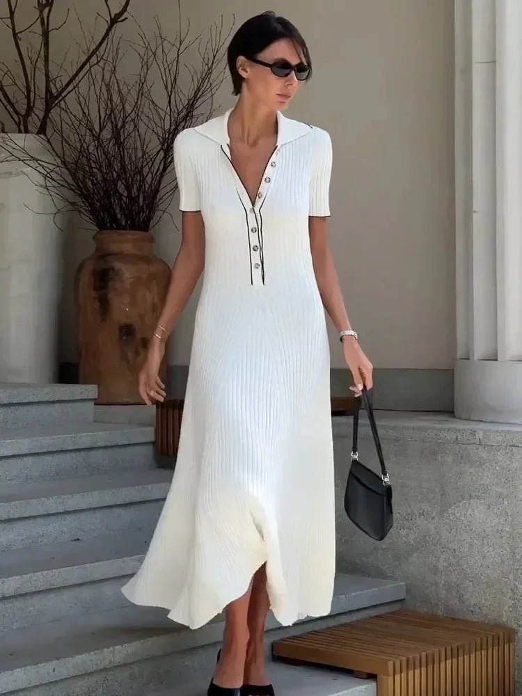 Cara: vestido tipo jersey de canalé para mujer con ribete en contraste