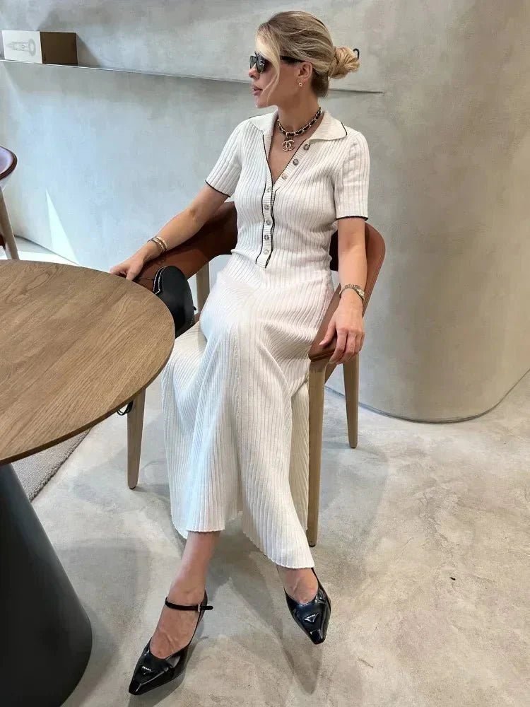 Cara: vestido tipo jersey de canalé para mujer con ribete en contraste